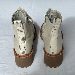 Dolce Vita Cream and Tan Ankle Boots